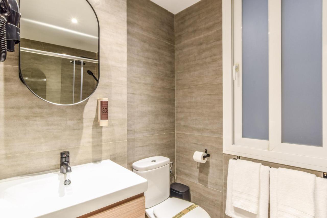 Acogedor Apartamento Gran Via -No Ascensor- Madrid Kültér fotó